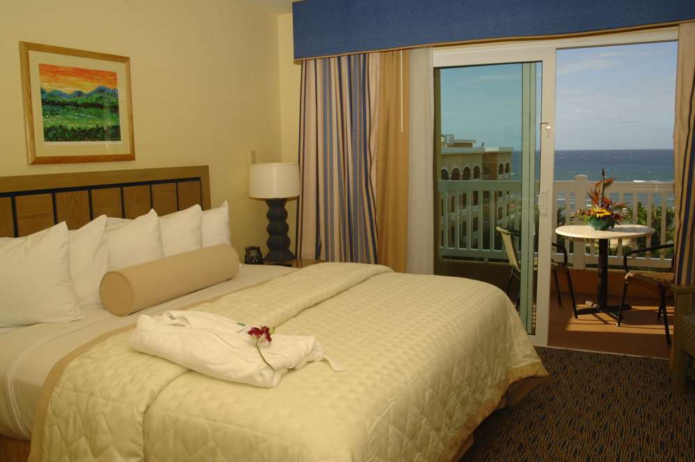 Embassy Suites By Hilton Dorado Del Mar Beach Resort Room photo